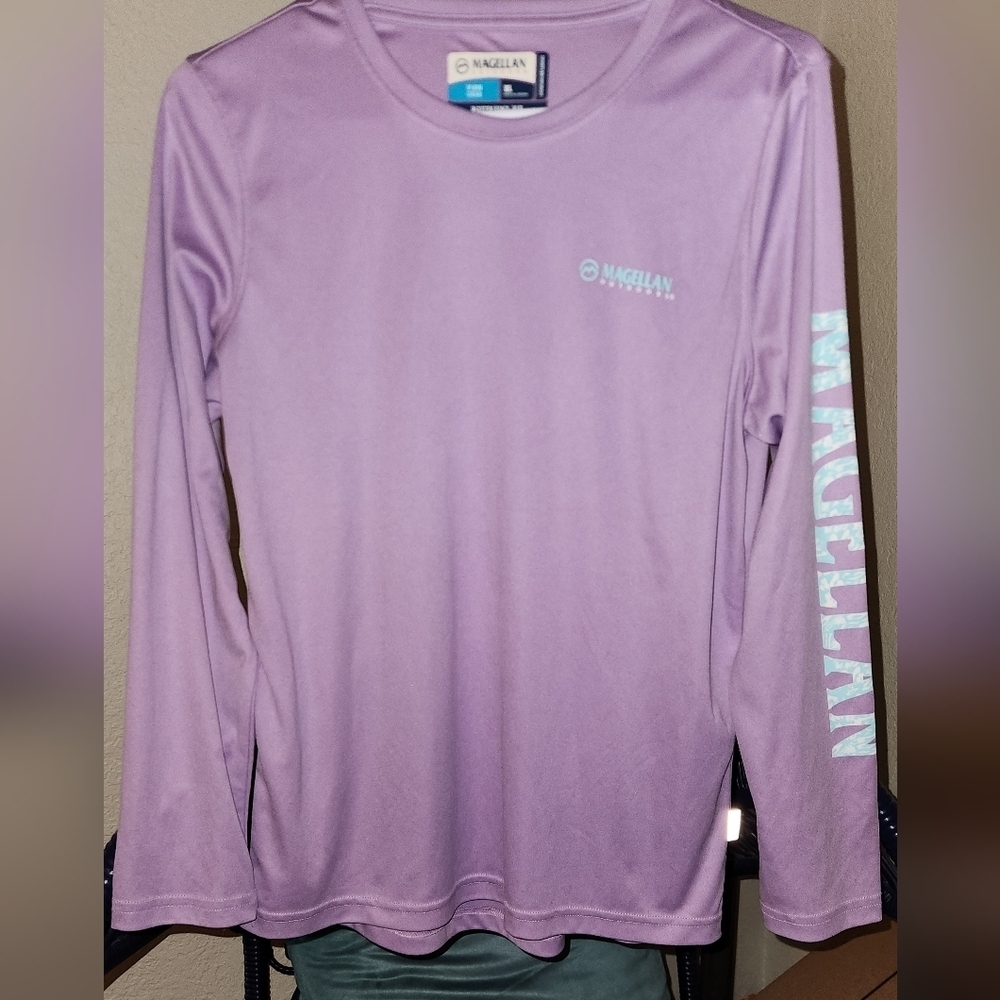Magellan Outdoors Women's Lavender Long Sleeve Top